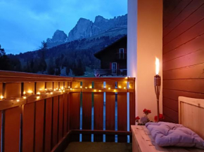 COSTALUNGAHOUSE TrekkingBikeSki selfcheck-in apartment Nova Levante